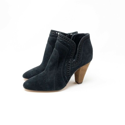 reeista bootie