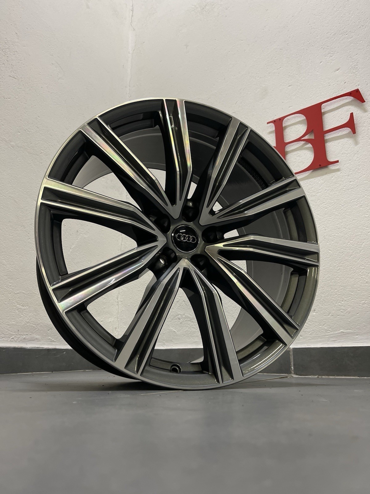 1x Original 21 Zoll AUDI Q8 SQ8 4M8 10Jx2 ET20 4M8601025DL Felge Bicolor