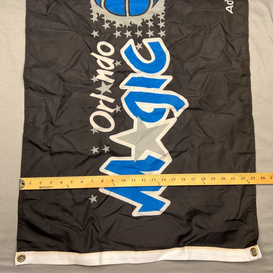 Bandera de baloncesto NBA Orlando Magic Big Logo 3' X 2' negra Foto 3 de 4