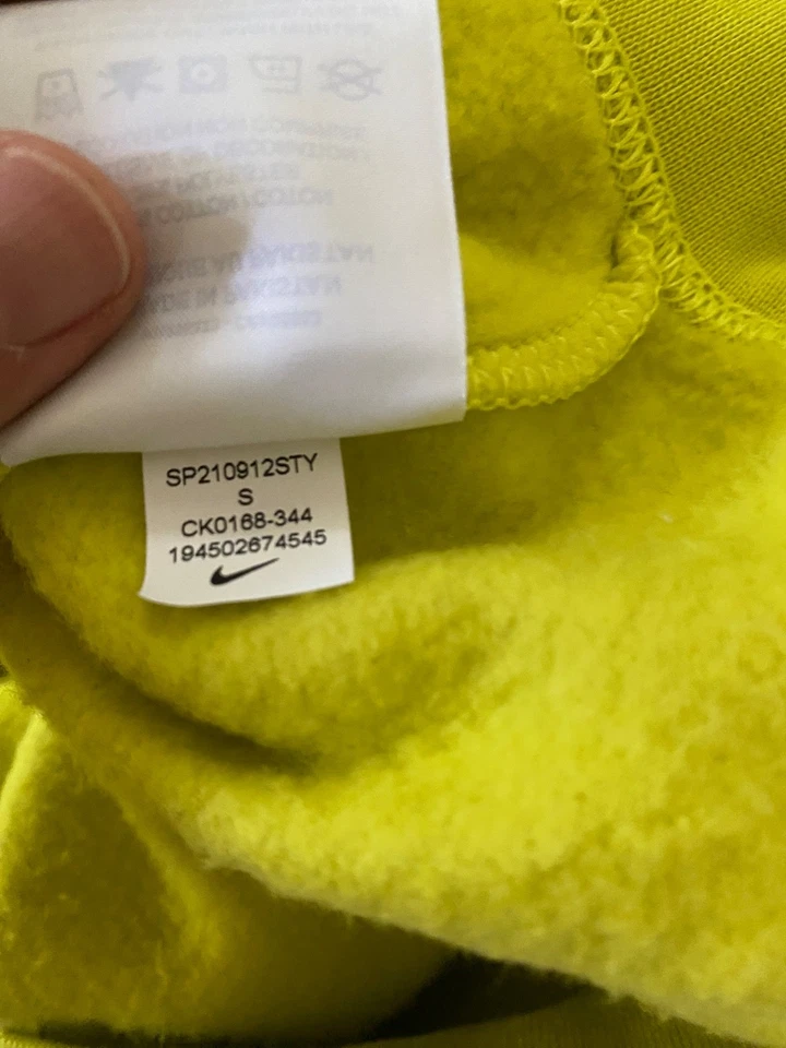 Sudadera deportiva Nike Chartreuse de gran tamaño recortada con logotipo Swoosh para mujer S Foto 4 de 4