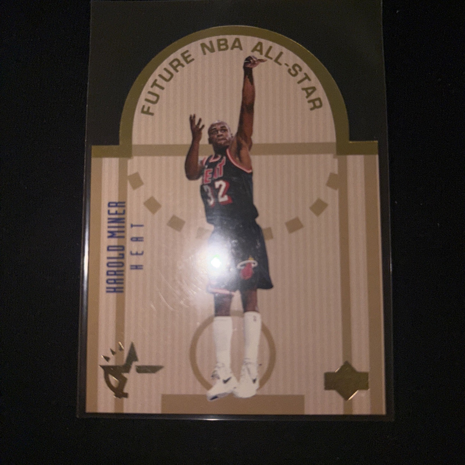 1993-94 Upper Deck Special Edition - Die-Cut All-Stars Harold Miner #E7