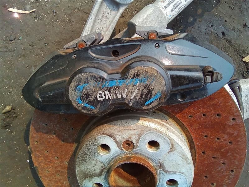 Passenger Right Caliper Front Black Fits 14-17 19 BMW i8 789882