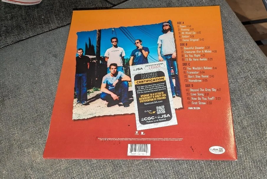311 GREATEST HITS FULLY SIGNED VINYL RECORD ALBUM Nick Hexum Chad Sexton JSA COA - Image 3 of 3