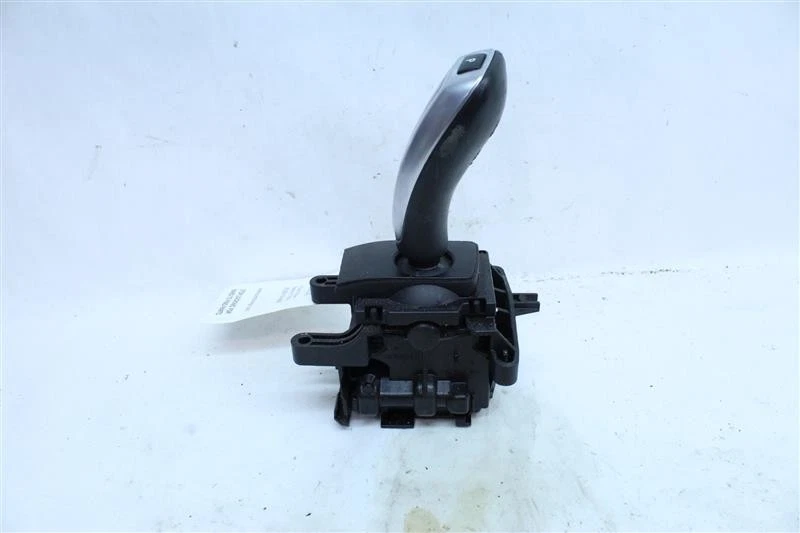 2013 BMW X3 AUTOMATIC FLOOR SHIFTER AUTO GEAR SHIFT 1133907 - Image 2 of 4