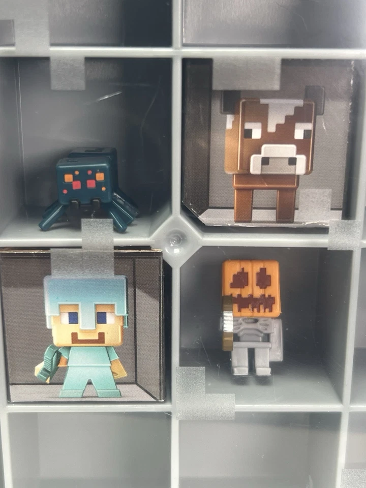 Minecraft mini boneco armazenamento figuras de abóbora e aranha 32 slots conjunto de jogo - Imagem 4 de 4