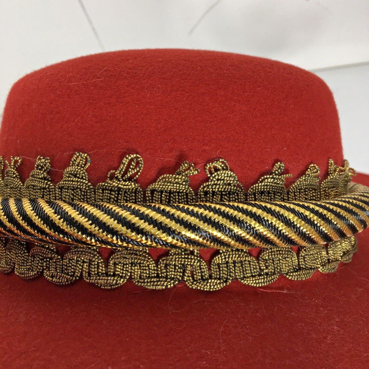 Gorgeous Red Felt Wool Hat w Gold Trimmings VINTAGE Whittall  display picture 1