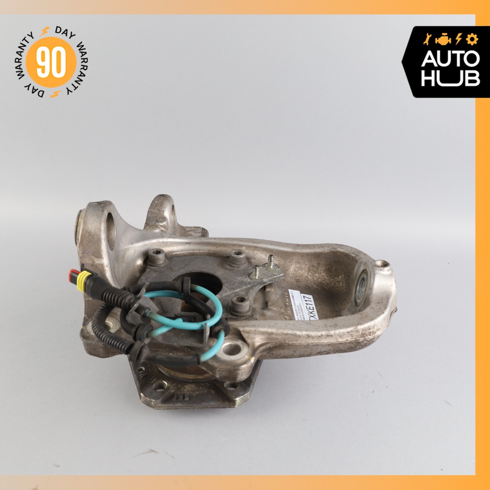 11-19 Maserati GranTurismo M145 Front Left Driver Side Spindle Knuckle Hub OEM