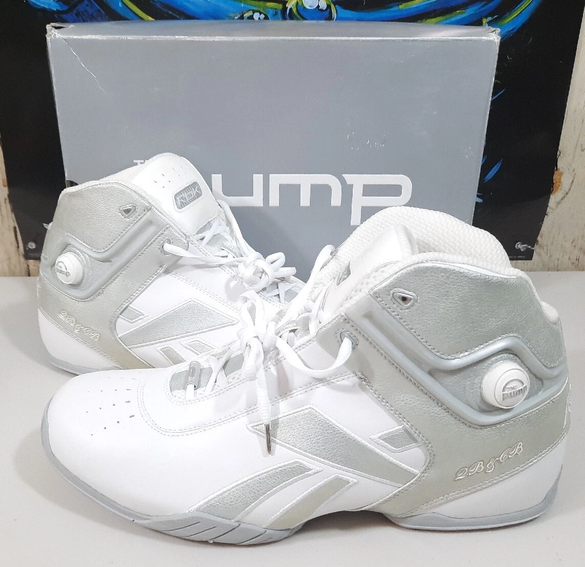 Shoe store show reebok