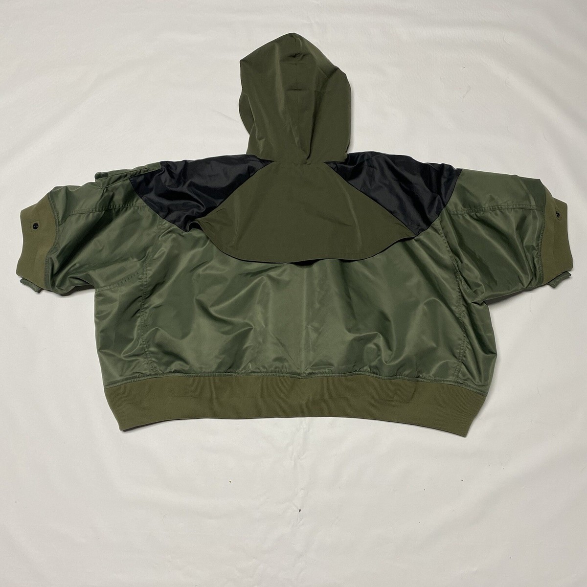Nike Lab x Sacai Womens Full Zip Hooded Jacket Short Sleeves
