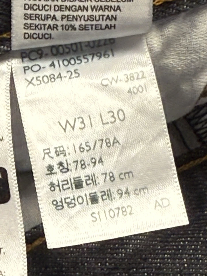 Винтажные джинсы Levi's 501xx на пуговицах 31x30 сделано в США джинсовая ткань красная вкладка темная стирка - Изображение 4 из 4