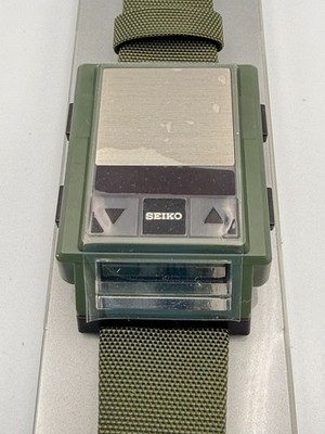 SEIKO Frequency 腕時計 SEIKO FREQUENCY Tetsuya Komuro Metronome Digital Watch Olive Green