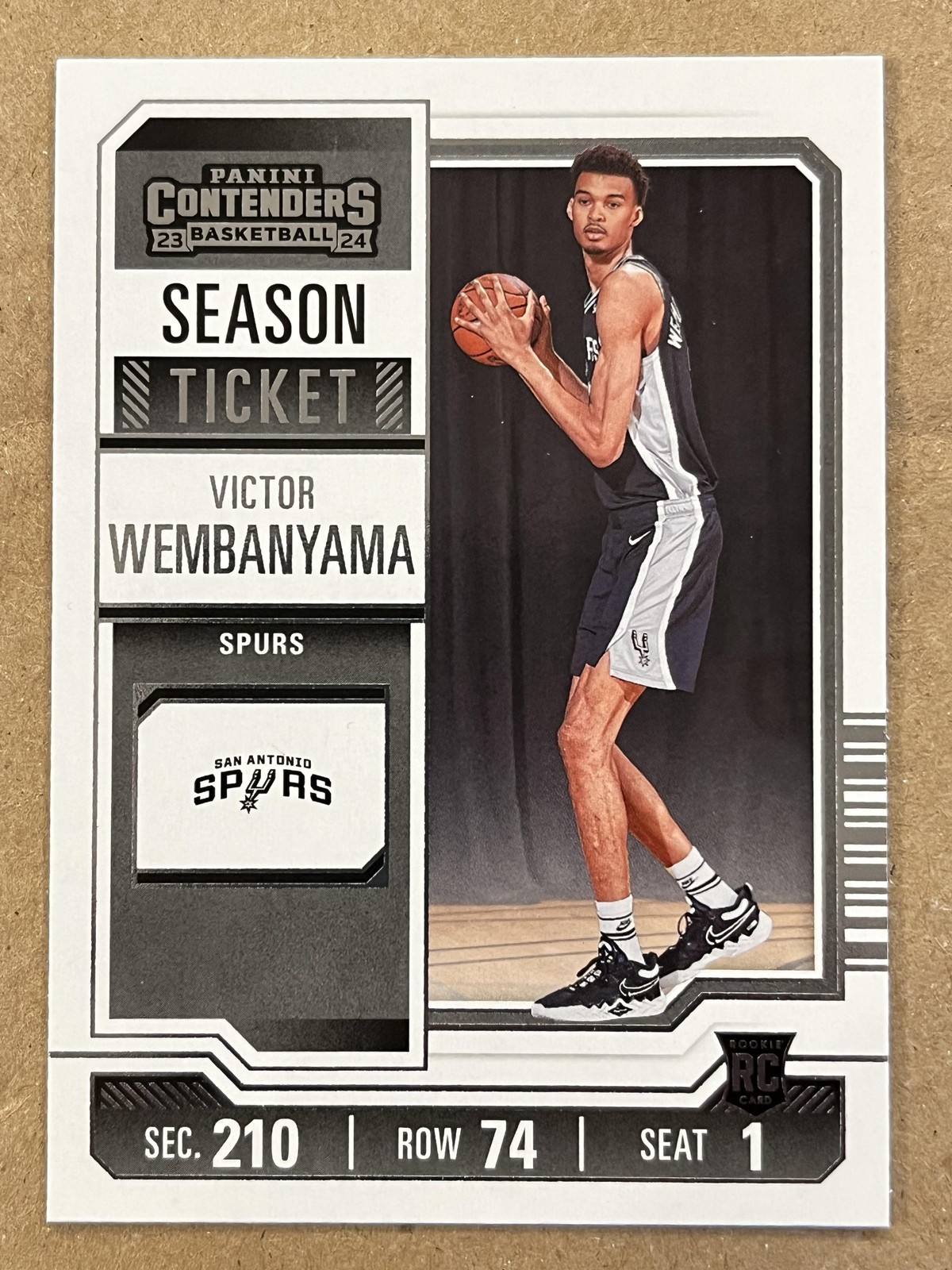 Victor Wembanyama 2023-24 Panini Contenders Season Ticket Retail #11 RC