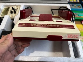 Nintendo Famicom Console with BOX and Manual, 10 Games 1230
