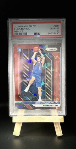 2018-19 Panini Prizm Luka Dončić #280 Red Ice Prizm (RC PSA 10