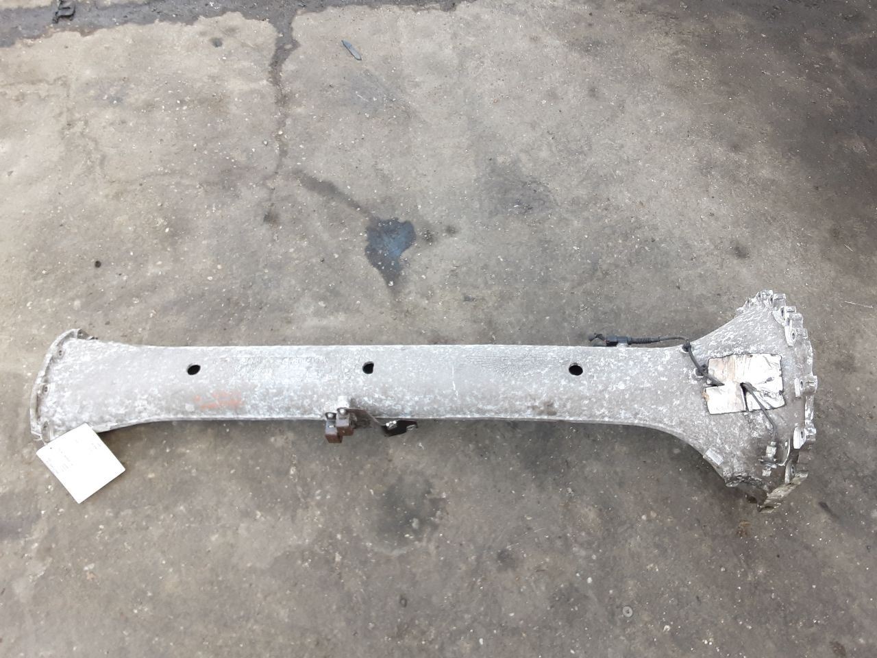 Aston Martin Vantage 2010 Rear Driveshaft P/N 677983
