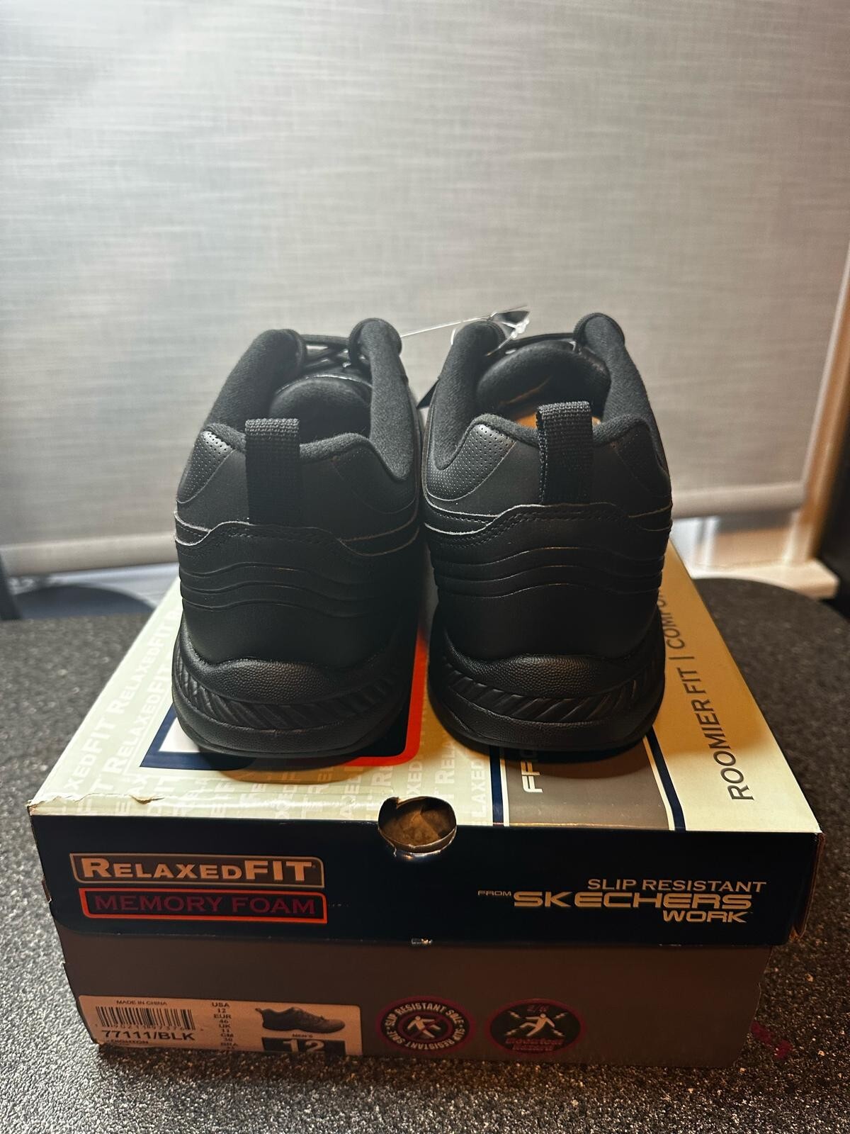 New In Box Skechers Mens Shoes Work Relaxed Fit Dighton Slip Resistant