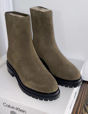 NIB Calvin Klein Dark Green Greg Lug Sole Woman's Boots