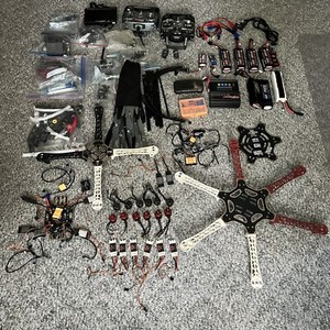 DJI flamewheel 550 & 450 (2 complete drones!) + Futuba T10J & Spectrum remotes