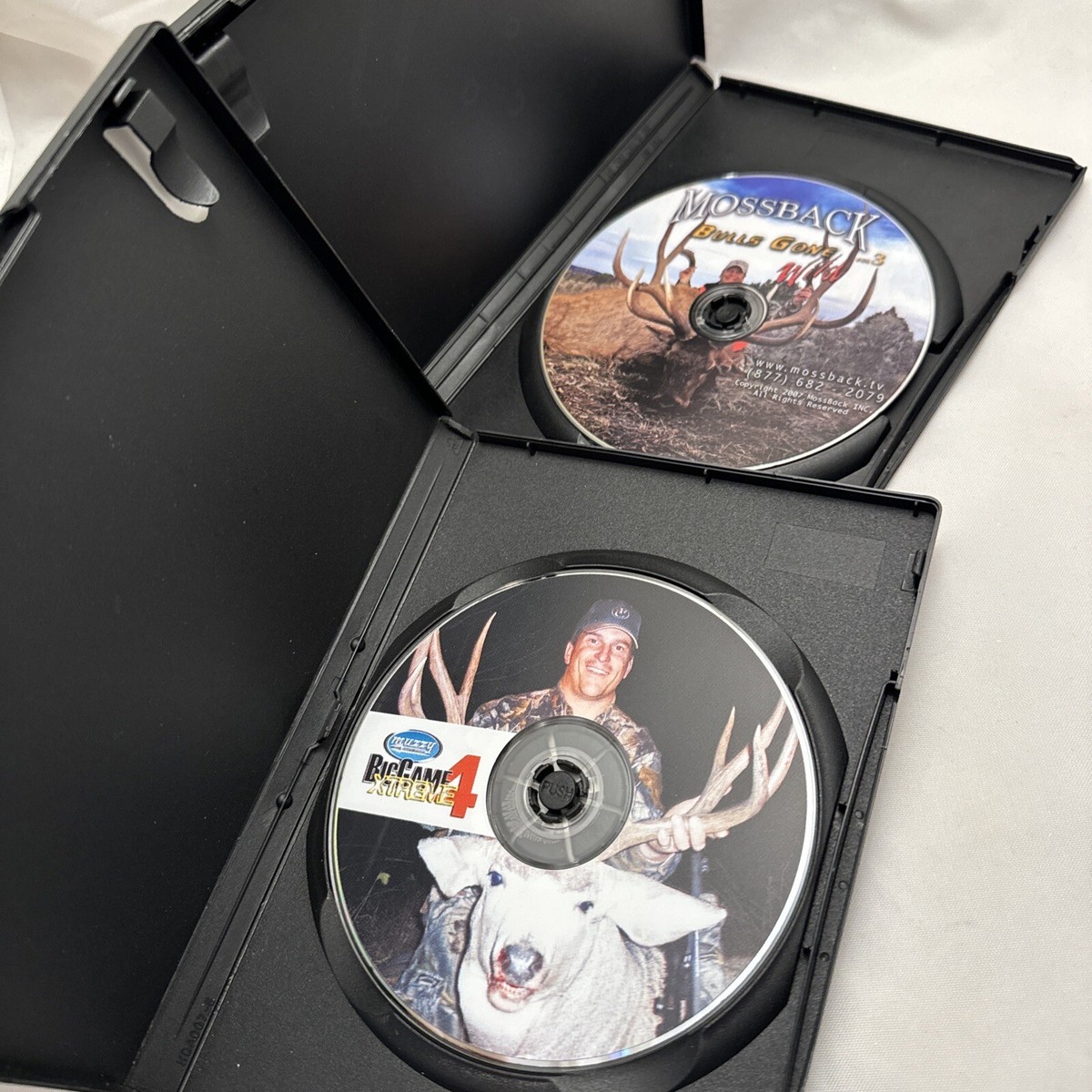 未開封品2枚　その他4枚組　DVD BIG GAME XTREME HUNTS 4 DVD - MUZZY- Deer Hunting Bonus DVD