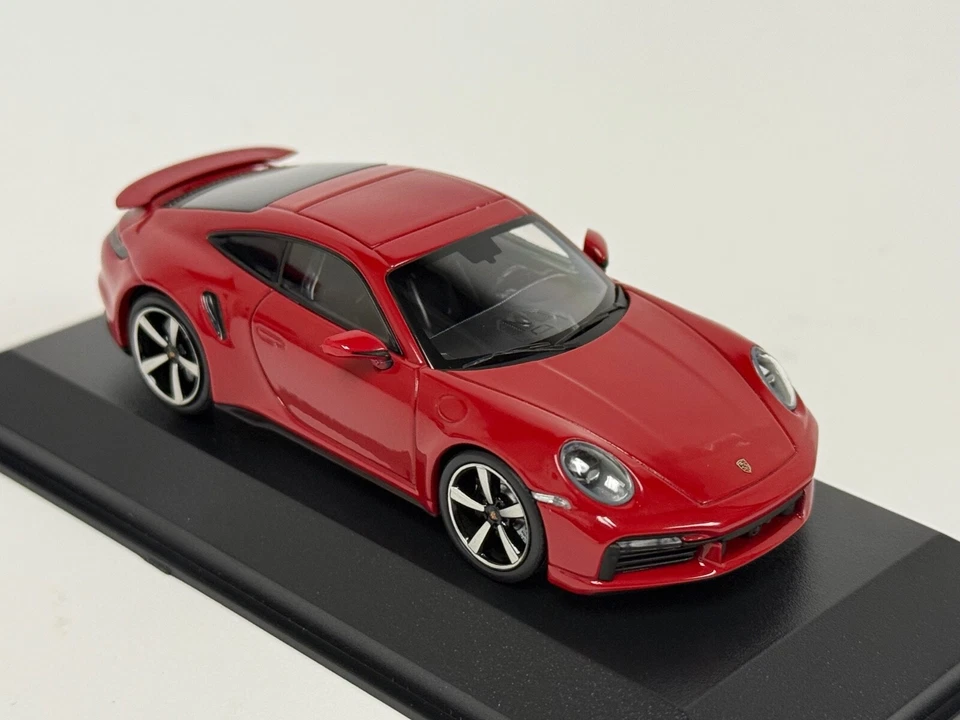 1/43 Minichamps Porsche 911 Turbo S de 2020 en rojo 410 069475 BK109 Foto 4 de 4