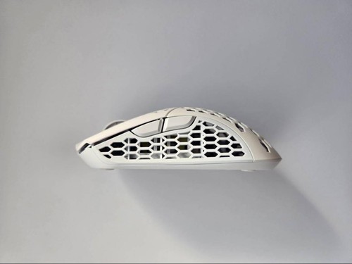 Finalmouse ULX Pro Series Aceu Lion S White Highspeed Wireless - Bild 3 von 5
