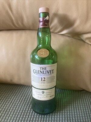 The Glenlivet Single Malt Scotch Whiskey 12Yrs Age 2016 Empty Green Glass W/cork