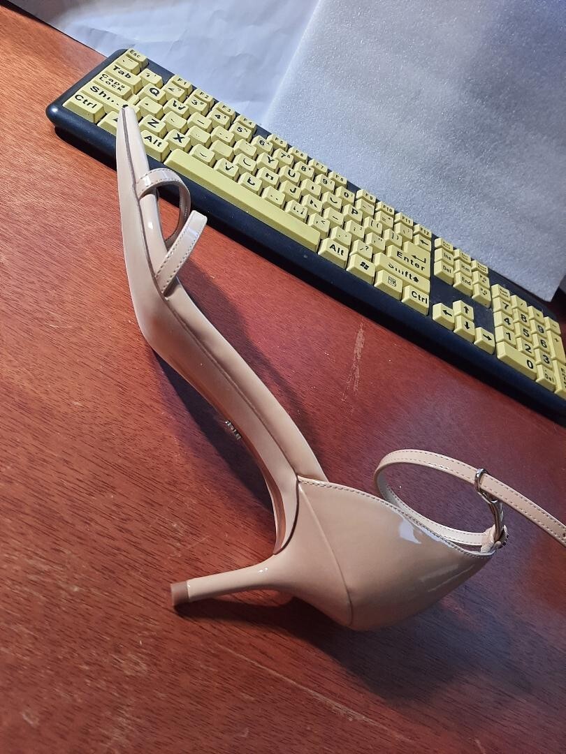 Sam Edelman PEONIE KITTEN HEEL Biege Patten Leather Sandal Size 7.5 NEW Defect View 5