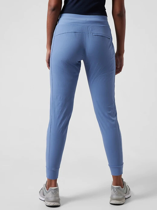 Athleta | Pants & Jumpsuits | Athleta Trekkie North Womens Jogger Plus