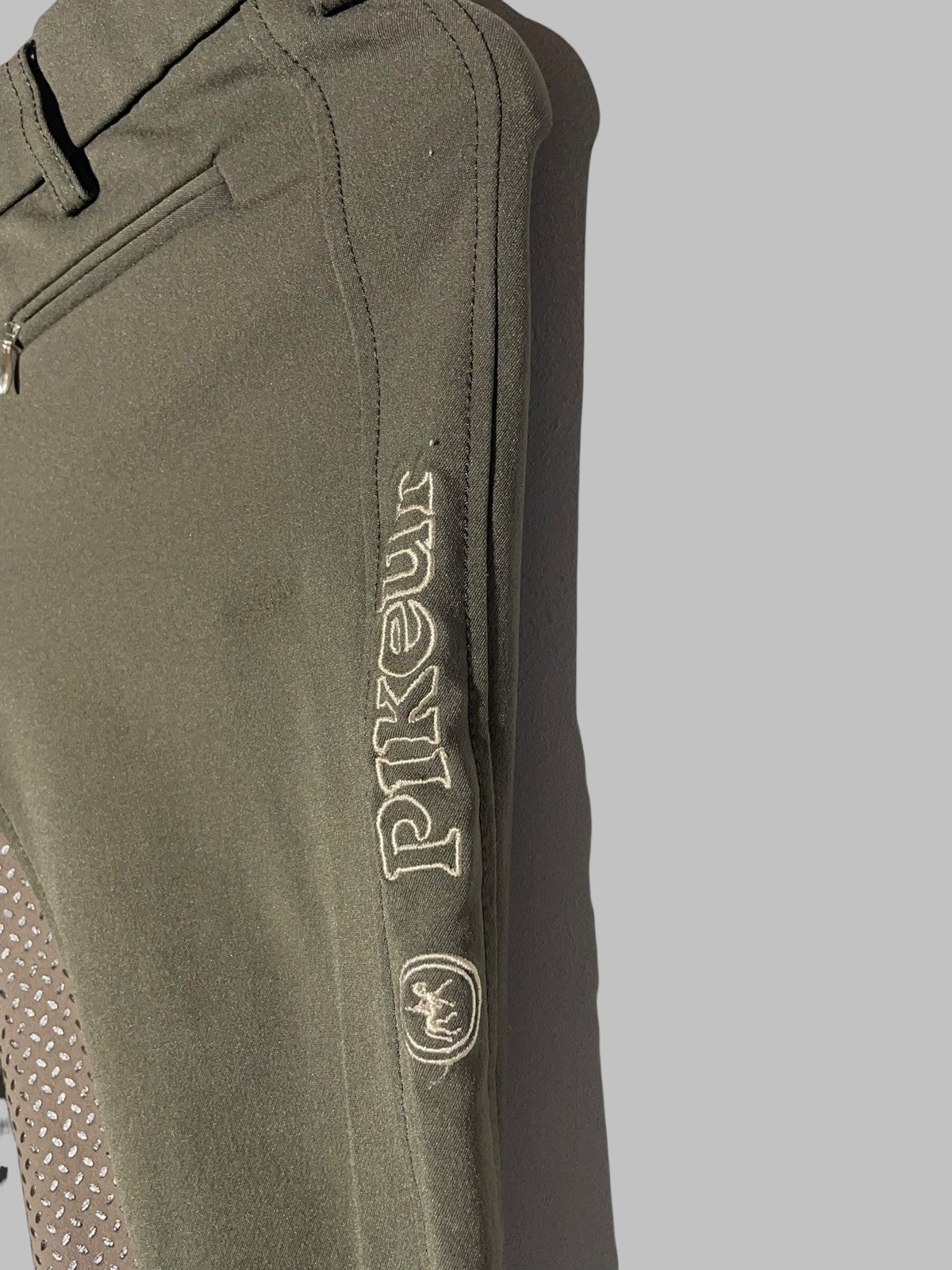 Pikeur Women’s Riding Breeches – Full Grip Seat Equestrian Pants, Olive Green
