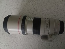 CANON EF 300MM 1:4 L Ultrasonic  Lens With Case