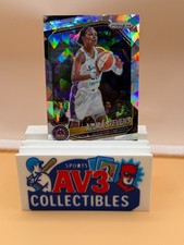 Azura Stevens 🏀2025 Panini Prizm - #64 Cracked Ice Prizm🏀 Los Angeles Sparks🏀