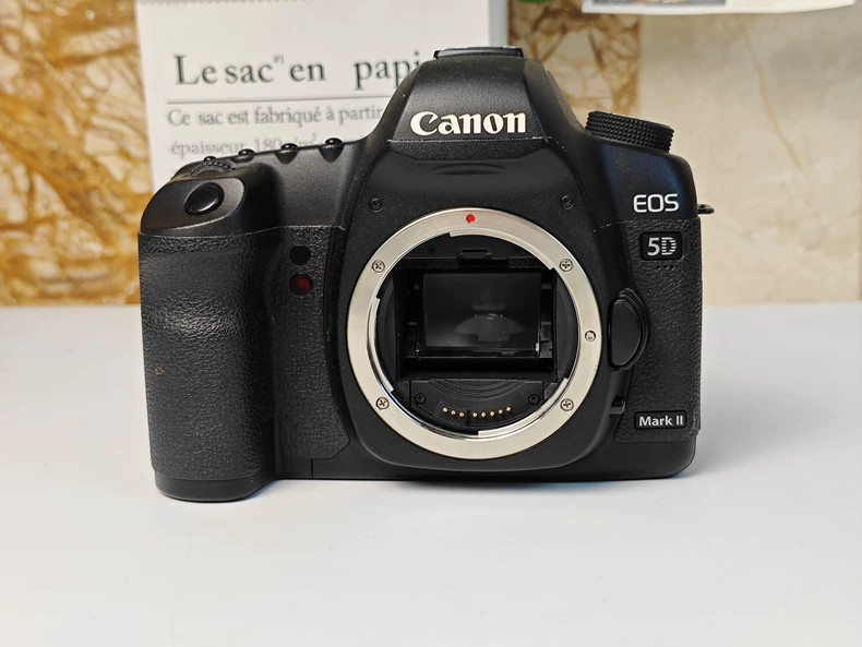 Canon EOS 5D Mark II ボディのみ Canon EOS 5D Mark II Digital SLR Camera (Body Only) Tested Work