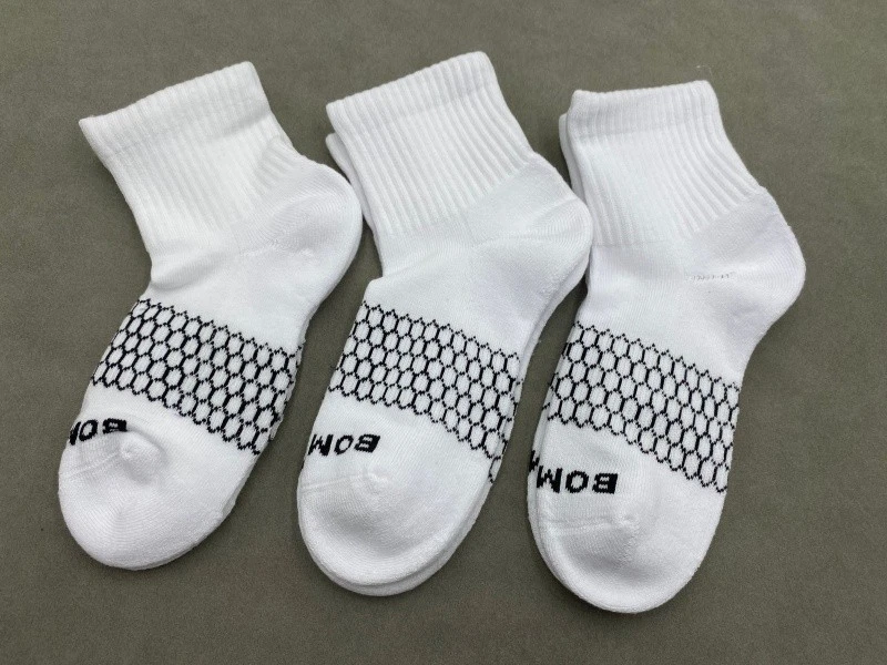 BOMBAS 3 Pairs Women Honeycomb Solid White Quarter Socks Size Small