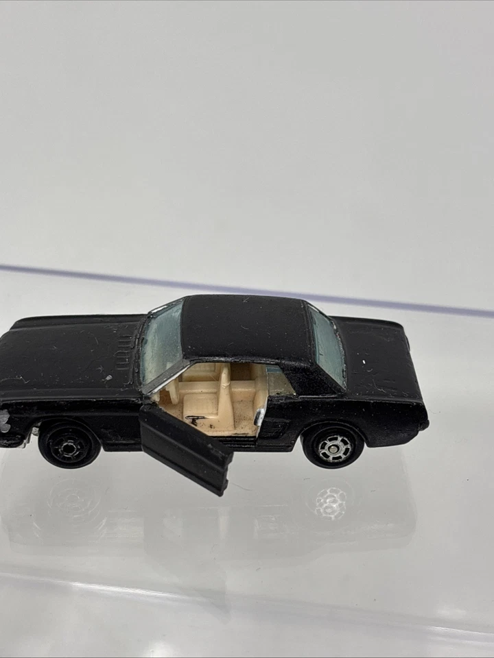 Vintage 1970's Yatming 1073 Diecast Painted 66 Ford Mustang For Restoration HK - Image 2 of 4