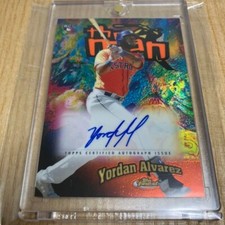 Yordan Alvarez RC Auto Topps Finest The Man Rookie Card