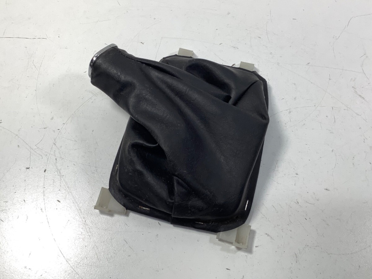 94-97 HONDA ACCORD MANUAL TRANSMISSION SHIFTER BOOT 83414-SV4