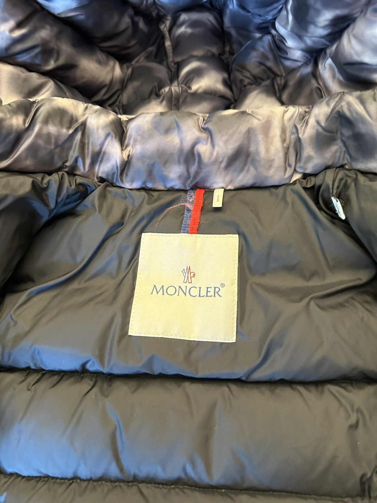 Authentic Moncler puff winter jacket BJ559565QHJG unisex  for kid 2Y 92sm image 7