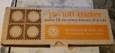 Vintage Vitantonio 12 Ravioli Maker Model 512 w/ Box & Missing Instructions
