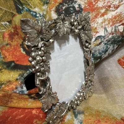 Arthur Court Silver Grape Small Frame