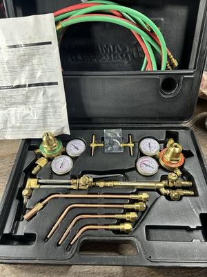 #ad Campbell Hausfeld Oxy Fuel Welding and Cutting Outfit Wt4000 $245.00