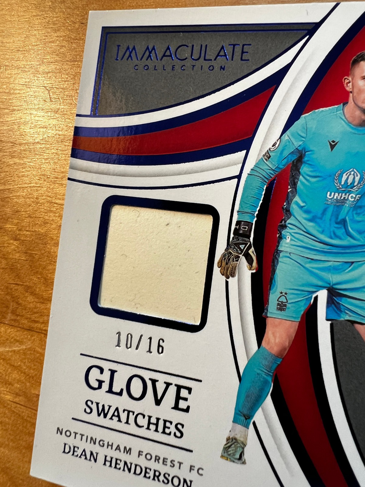 Dean Henderson 22-23 Immaculate Manchester United Match-worn Glove Swatch /16 view 7