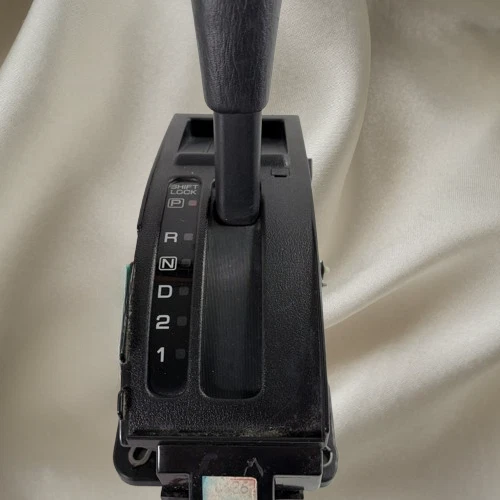2001–2004 Nissan Frontier Automatic Floor Gear Shifter Lever  Assembly OEM - Image 2 of 4