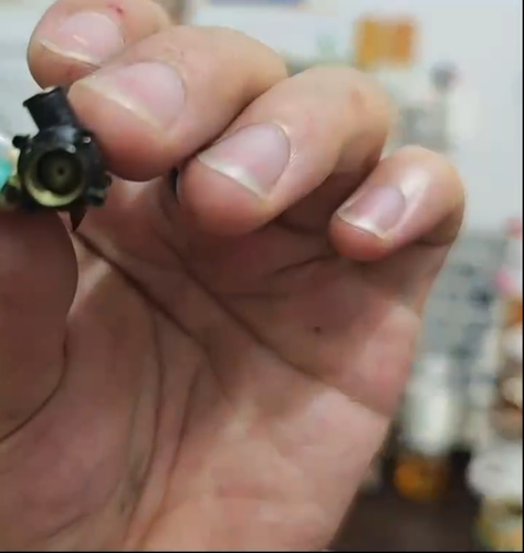 Miniatur Präzisions-Turbolader - Modell aus massivem Messing/Metall - detailreicher Desktop - Video 1 von 1