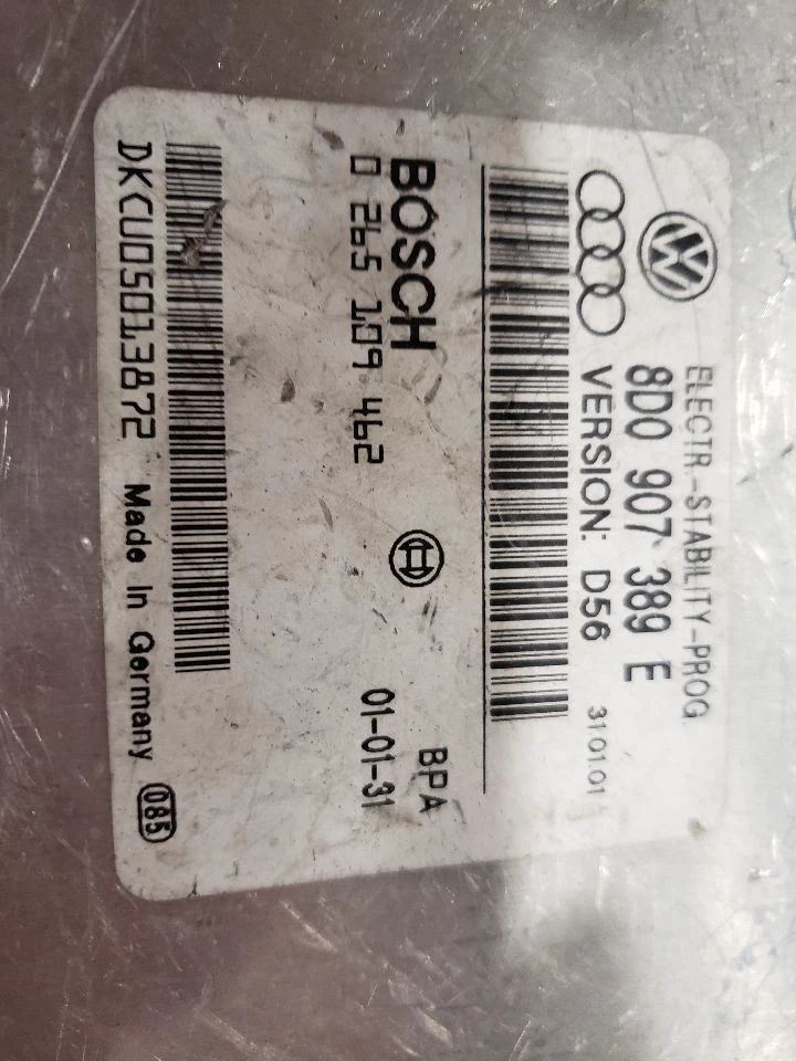 Módulo electrónico de control de estabilidad - Audi S4 2001 sedán - 00-02 8D0907389E Foto 2 de 4