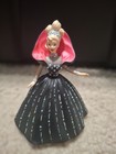 1998 Hallmark Keepsake " Holiday Barbie " Ornament — photo 3