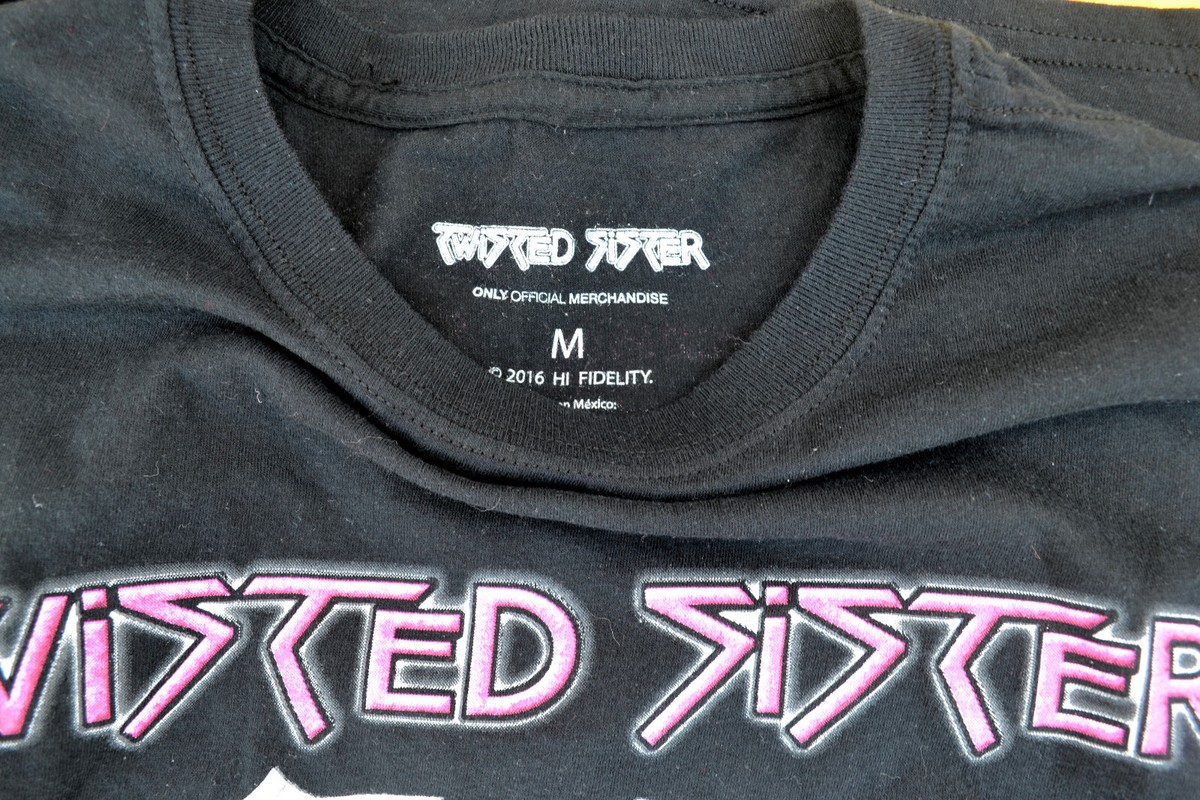 Twisted Sister Shirt 40 Rockin Years and F*ck It! Size Twisted Sister Shirt 40 Rockin Years and F*ck It! Size