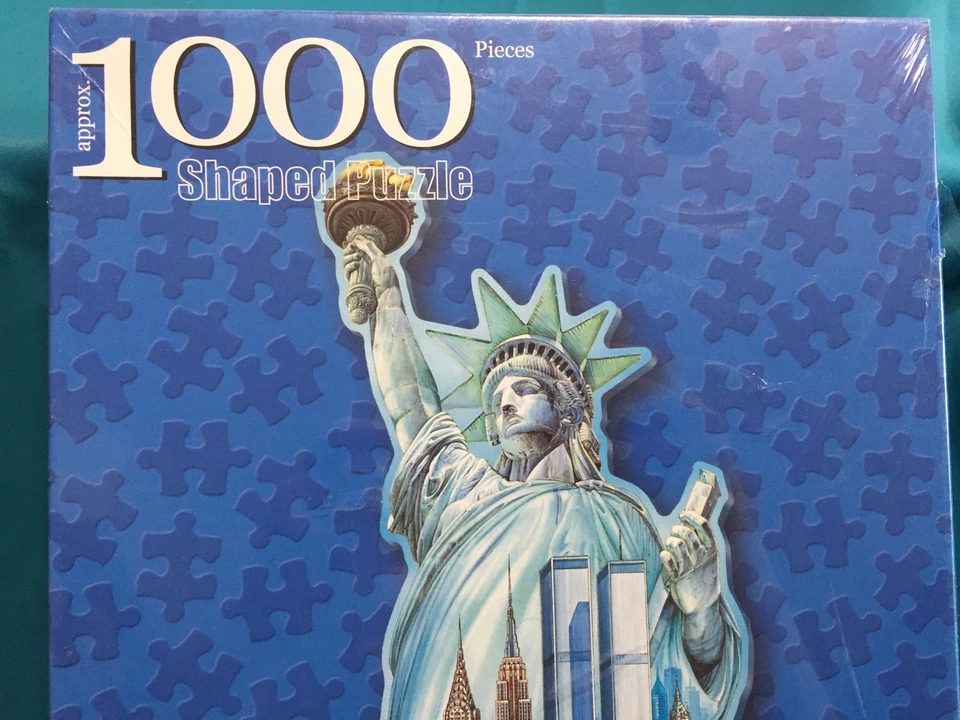 FX Schmid Statute Of Liberty 1000 Piece Jigsaw Puzzle Twin Towers NYC Flag NIB - Image 3 of 4