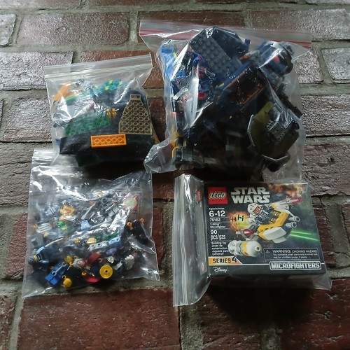 BIG LOT OF LEGO MINIFIGURES/ROBOT/VEHICLES PARTS & ACCESSORIES (2lbs 10oz) IUC - Picture 23 of 23