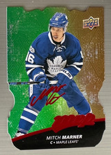 Mitch Marner 2017-18 MVP Contours and Colors Red Die Cut Level 3-Gold No. 55