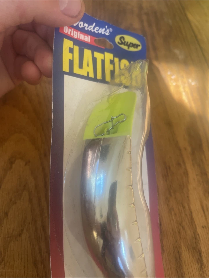 Vintage Wordens T-55SP Flatfish. New Old Stock. MSCH Chrome Chartreuse - Image 4 of 4